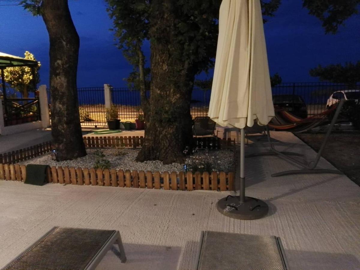 Summer House By The Sea Chorefton Esterno foto